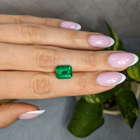 3.72 Ct. Emerald from Colombia - Muzo Life Style