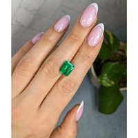 3.72 Ct. Emerald from Colombia - Muzo Life Style