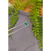 0.43 Ct. Emerald from Afghanistan Life Style