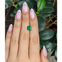 1.73 Ct. Emerald from Colombia Life Style