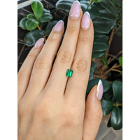 1.14 Ct. Emerald from Colombia Life Style