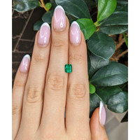 1.14 Ct. Emerald from Colombia Life Style