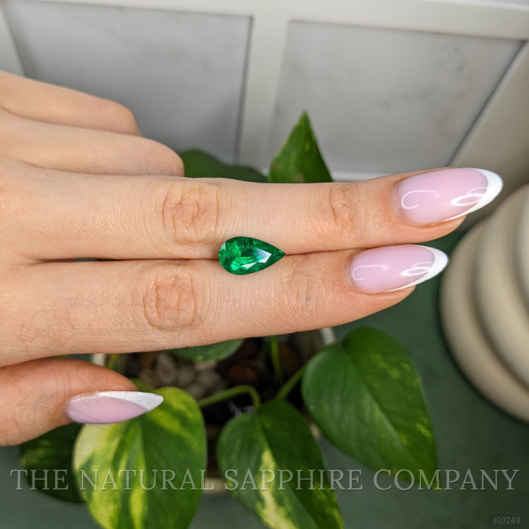 2.90 Ct. Emerald from Colombia