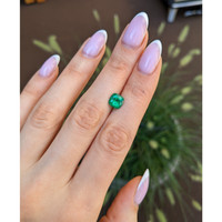1.57 Ct. Emerald from Colombia Life Style