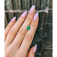 1.42 Ct. Emerald from Colombia Life Style