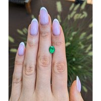 1.42 Ct. Emerald from Colombia Life Style