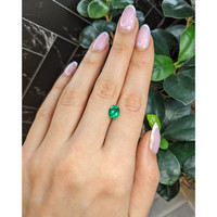 1.25 Ct. Emerald from Colombia Life Style