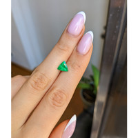 1.07 Ct. Emerald from Colombia Life Style
