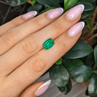 3.26 Ct. Emerald from Zambia Life Style