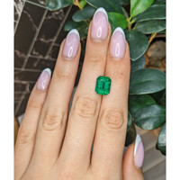 4.86 Ct. Emerald from Zambia Life Style