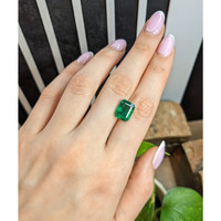 5.66 Ct. Emerald from Zambia Life Style