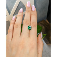 2.40 Ct. Emerald from Zambia Life Style