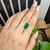 6.83 Ct. Emerald from Zambia Life Style