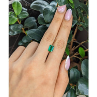 1.40 Ct. Emerald from Zambia Life Style