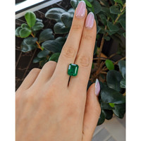 7.75 Ct. Emerald from Colombia Life Style
