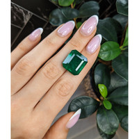 22.93 Ct. Emerald from Colombia Life Style