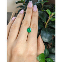 2.75 Ct. Emerald from Colombia Life Style