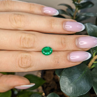 1.94 Ct. Emerald from Colombia Life Style