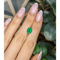 1.94 Ct. Emerald from Colombia Life Style