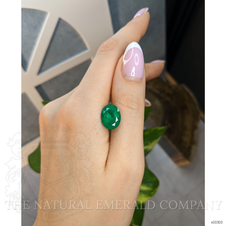 6.40 Ct. Emerald from Colombia - Muzo