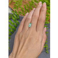1.72 Ct. Emerald from Russia Life Style