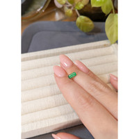0.72 Ct. Emerald from Russia Life Style
