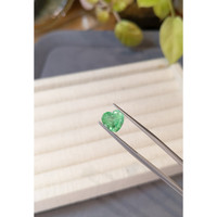 2.60 Ct. Emerald from Russia Life Style