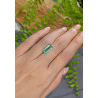 2.68 Ct. Emerald from Russia Life Style