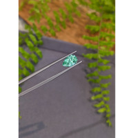 2.19 Ct. Emerald from Russia Life Style