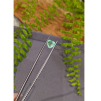 2.40 Ct. Emerald from Russia Life Style