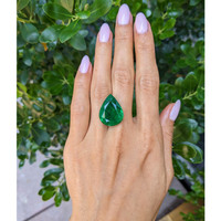 18.63 Ct. Emerald from Zambia Life Style