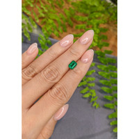 1.02 Ct. Emerald from Zambia Life Style