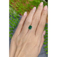 1.43 Ct. Emerald from Zambia Life Style