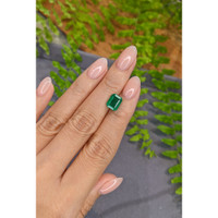 2.60 Ct. Emerald from Zambia Life Style