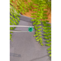 2.34 Ct. Emerald from Zambia Life Style