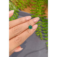 1.37 Ct. Emerald from Zambia Life Style