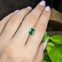 1.90 Ct. Emerald from Zambia Life Style
