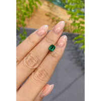 1.09 Ct. Emerald from Zambia Life Style