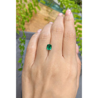 1.09 Ct. Emerald from Zambia Life Style