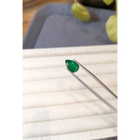 2.53 Ct. Emerald from Zambia Life Style