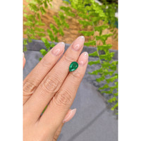 2.04 Ct. Emerald from Zambia Life Style