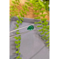 2.04 Ct. Emerald from Zambia Life Style