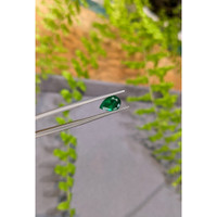 1.22 Ct. Emerald from Zambia Life Style