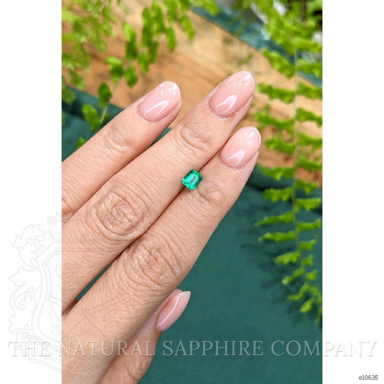 0.44 Ct. Emerald from Colombia