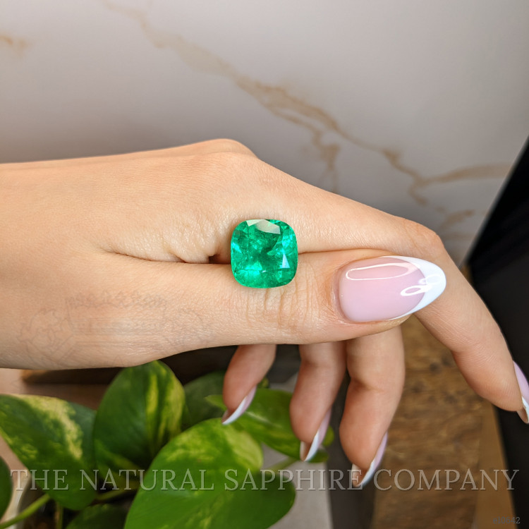 14.49 Ct. Emerald from Colombia
