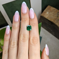 2.96 Ct. Emerald from Zambia Life Style