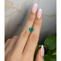 1.72 Ct. Emerald from Colombia Life Style