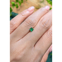 0.33 Ct. Emerald from Afghanistan Life Style