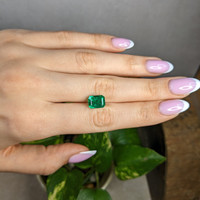 3.17 Ct. Emerald from Colombia Life Style