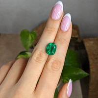 6.05 Ct. Emerald from Colombia Life Style